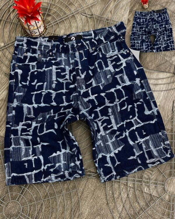 LUXUY QUALITY TRENDING SHORT JEANS  FOR MEN(FREE DELIVERY)