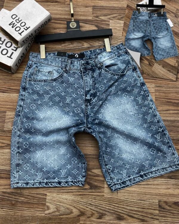 LUXURY QUALITY TRENDING SHORT JEANS FOR MEN(FREE DELIVERY)
