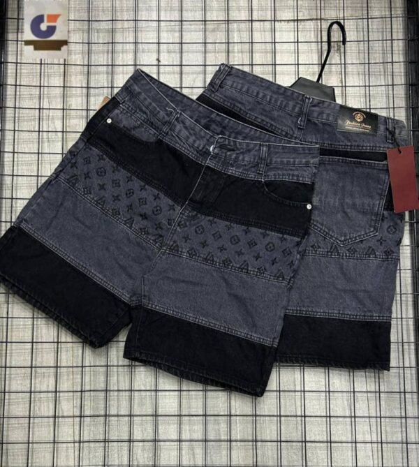 QUALITY LUXURY SHORTS FOR MEN (FREE DELIVERY)
