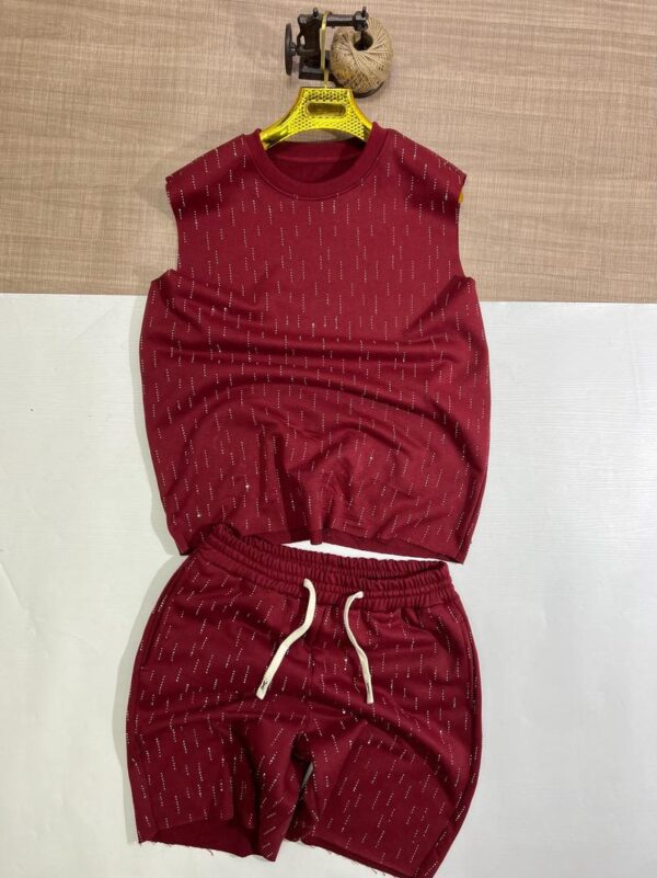 LUXURY QUALITY TWO PIECES FOR MEN DIFFERENT COLOURS(FREE DELIVERY)