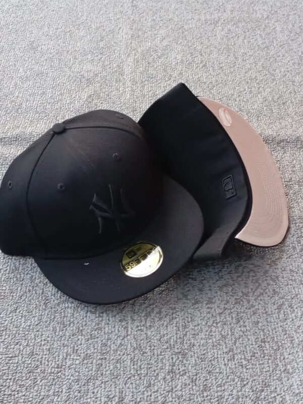 New York Mets Dark Cherry Hat Club Exclusive FOR MEN Different design(FREE DELIVERY)