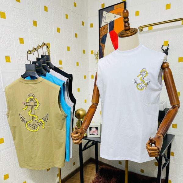 Quality sleeveless armless tops (Free Delivery)